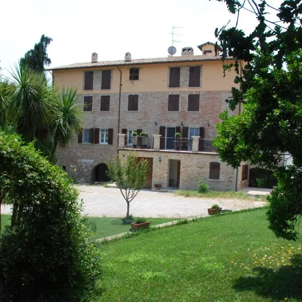 Da Cristina, hotel em Monsampolo del Tronto