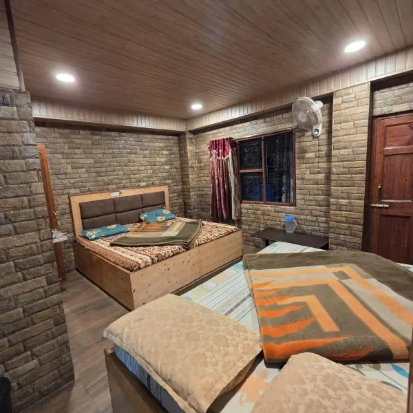 Mehdudia Guest House, hotel u gradu Šimla
