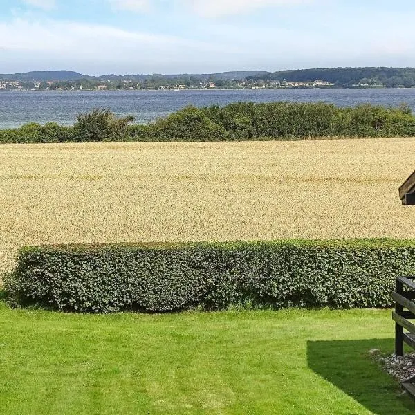 8 person holiday home in Svendborg, hôtel à Svendborg