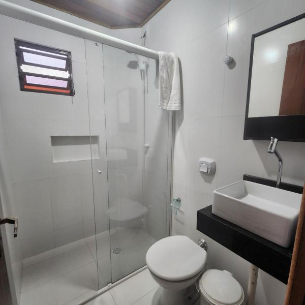 Partiu Praia SC piscinas privativas, ar condicionado, internet, próximo ao mar e centrinho três minutos a pé - Foto 3