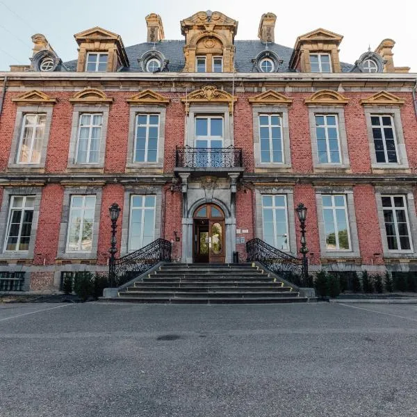 Domaine Du Chateau De La Neuville, hotel en Tihange