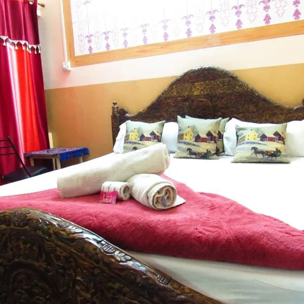 Guest House Jamna Vilas, hotel en Deshnoke