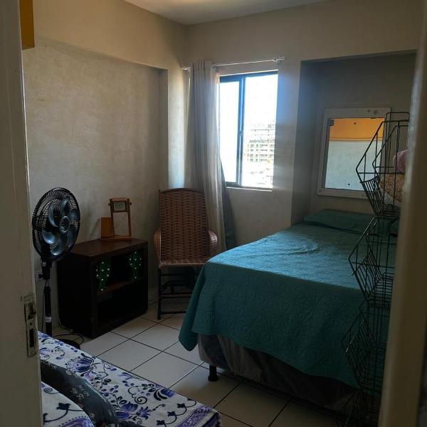 Quarto cama Casal, Vista para o mar, próximo a FMO, Centro Histórico, shopping Patteo - ventilador - Foto 2