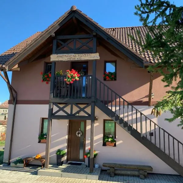 Apartmány Na Rozcestí, khách sạn ở Lomnice nad Popelkou
