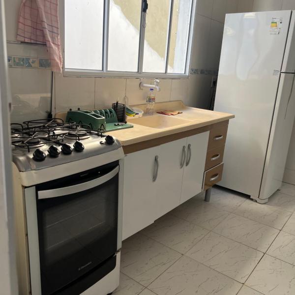 Casa completa para grupo familiar ou trabalhadores comporta tranquilamente seis hóspedes em 2 quartos e 1 Suite - Foto 4