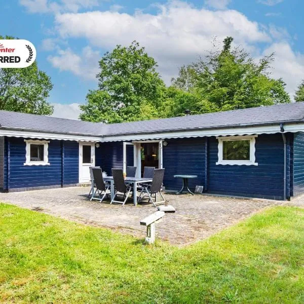 6 person holiday home in Silkeborg, ξενοδοχείο στο Σίλκεμποργκ