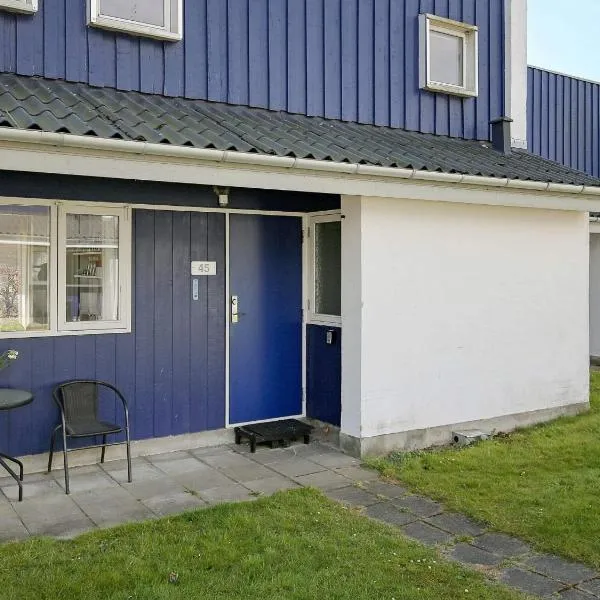 5 person holiday home in Væggerløse-By Traum, hotel di Marielyst