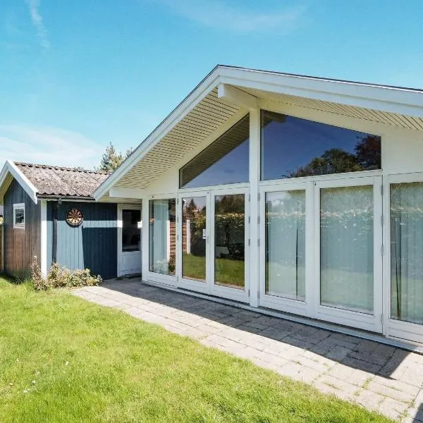7 person holiday home in Holbæk-By Traum, hotel din Holbæk