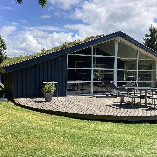 8 person holiday home in Blokhus-By Traum, hotel u gradu 'Blokhus'