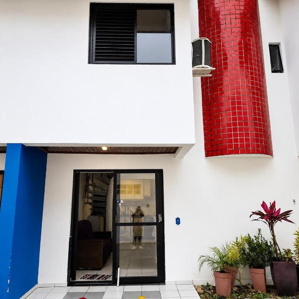 Triplex White em Caiobá-Matinhos-Pr a 200 mt do mar