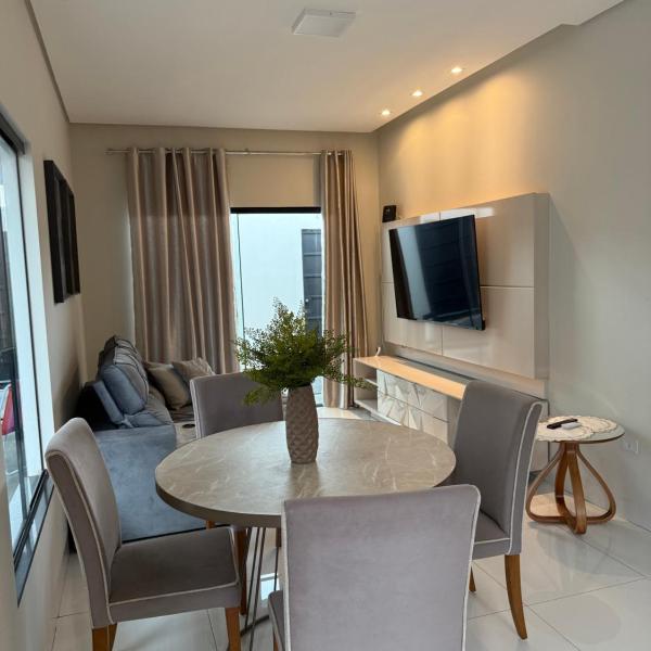 Ótima localização, casa moderna e completa - Foto 5