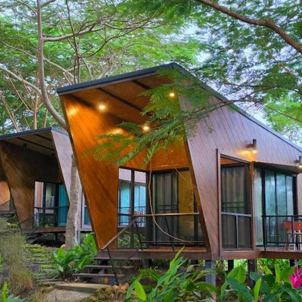 2Someplace, hotel u gradu 'Ban Pang Mung'
