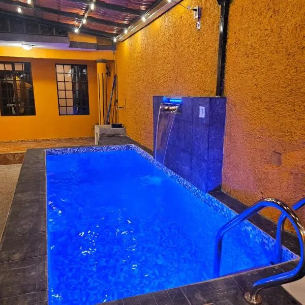 LOS SOLES RESORT, 2 NOCHES ó más, hasta 14 personas, отель в городе Тонатико