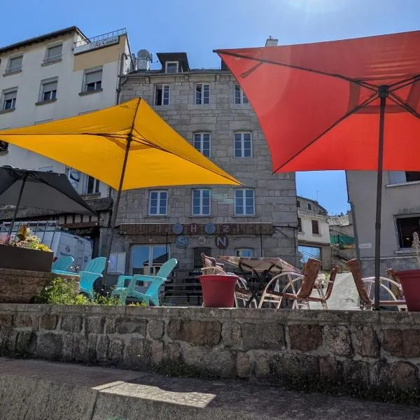 Saint-Alban-sur-Limagnole में, होटल Chez Séb et Nico
