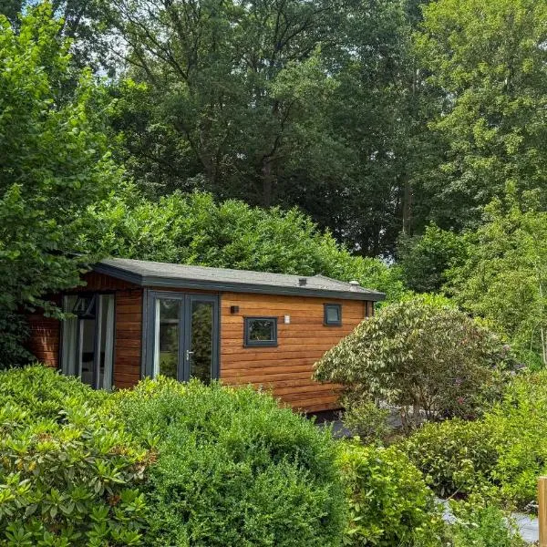 Chalet Kip & Geit incl Sauna & Jacuzzi, מלון בHeino