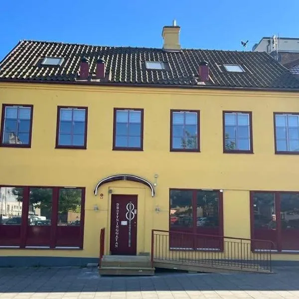 Sveriges minsta Hotell! Hôtel Gruyère, hotel en Landskrona