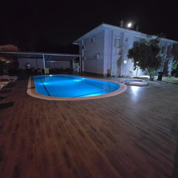 Özyer Pansiyon, hotel din Fethiye