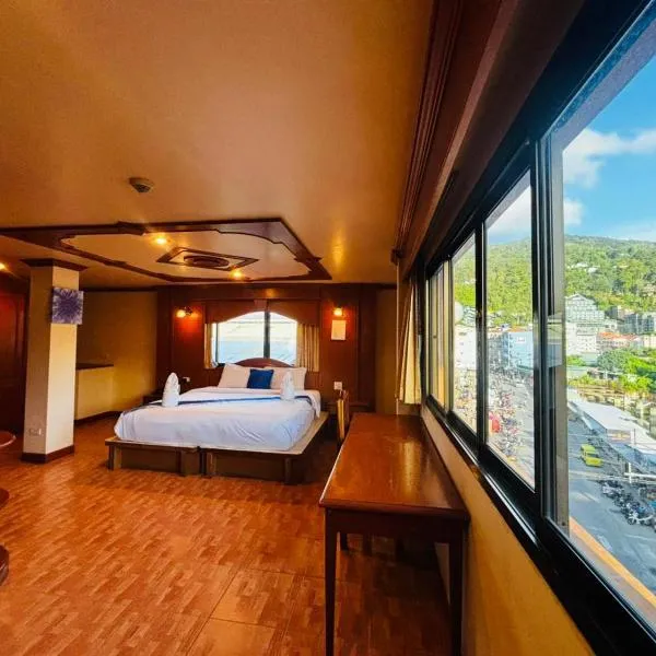 Tiger Complex Inn, hotelli Patong Beachillä
