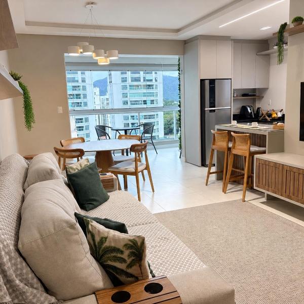 Apartamento com Varanda Gourmet a 400 m Meia Praia - Foto 5