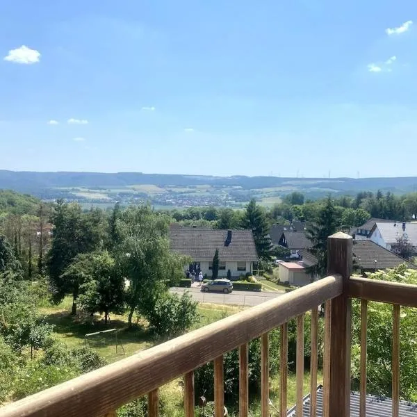 Viesnīca Ferienwohnung mit Weitblick pilsētā NuÃŸbaum