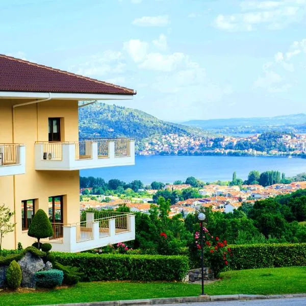 Enastron View Hotel, hotel em Kastoria