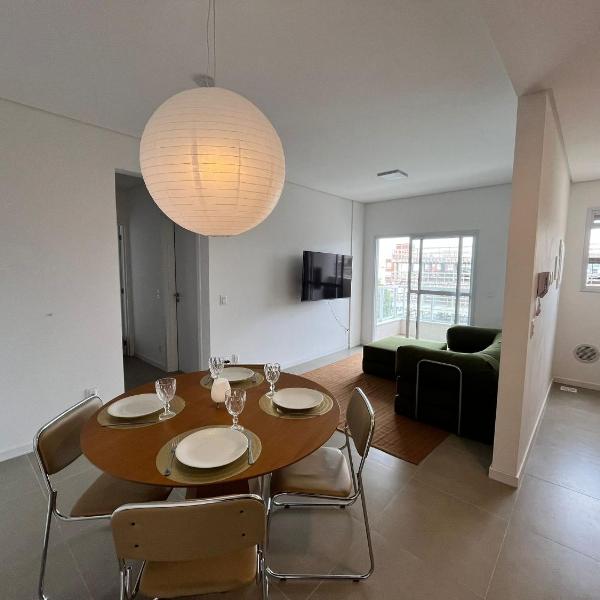 400m da Praia Apartamento com Piscina 2 Quartos