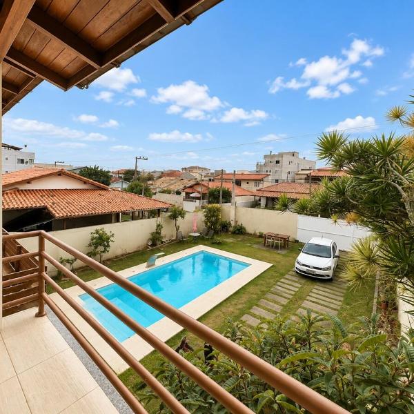 Casa com piscina e ar condicionados