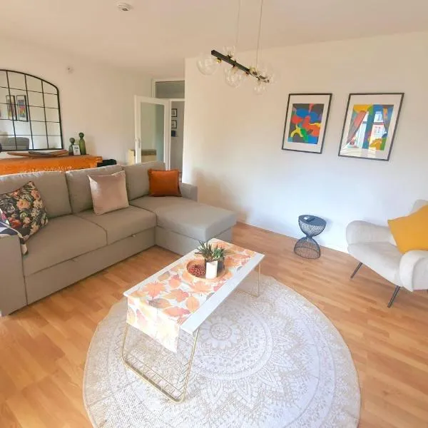 Bright 2BR Family-friendly Home -BASF - Free Parking - Super Fast WIFI, hotel a Ludwigshafen am Rhein