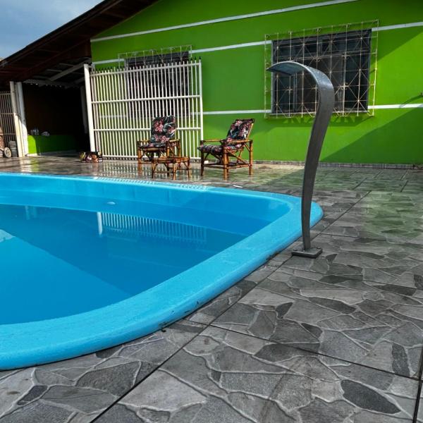 Casa na praia de Guaratuba ideal para familias