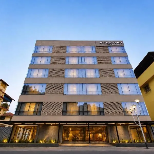 Hotel Aston Residency, готель у місті Колката