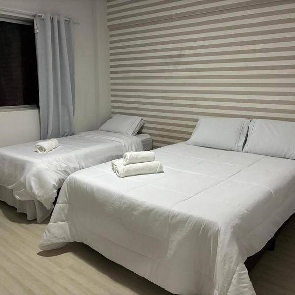 Apartment one block from the sea in downtown Balneário Camboriú - Foto 2
