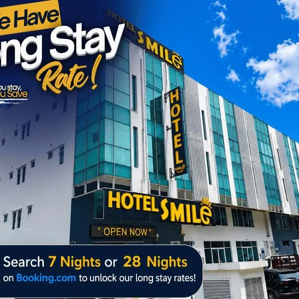 Smile Hotel Subang Airport، فندق في شاه عالم