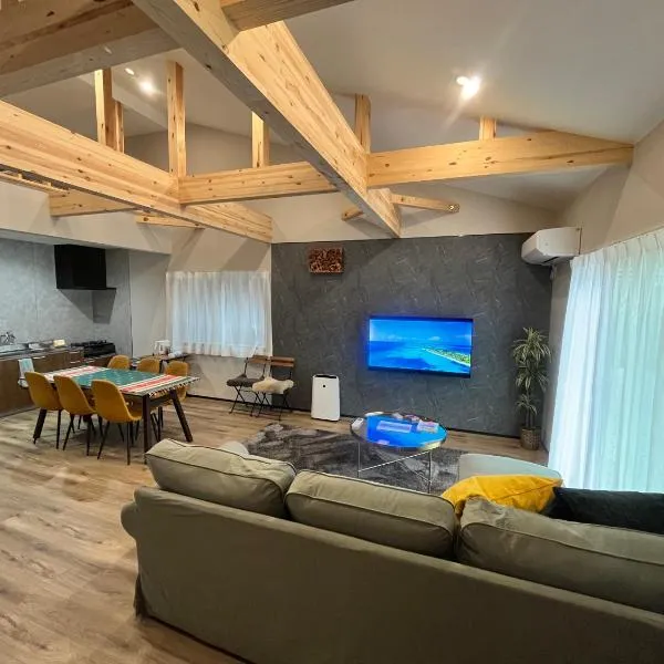 Loft House K2 Anotsu Midpoint三重県真ん中観光便利津市鈴鹿伊勢伊賀, hótel í Tsu