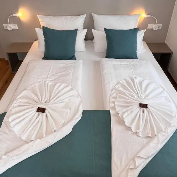 Hotel Falken, hotel v mestu Hechingen
