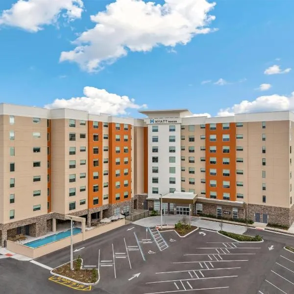 Hyatt House Orlando International Drive, hótel í Orlando