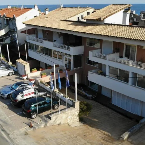 Fenix Apartments, hotel en Mola Kalyva