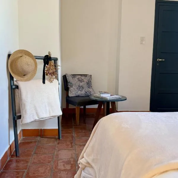 Clivias Hostel, hotel Saltában