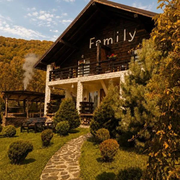 Chalet "Family", hotel u gradu 'Suskovo'