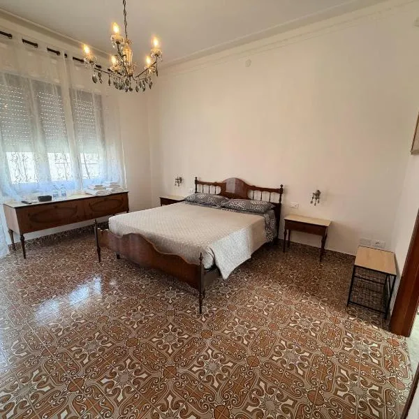 La Stazione, hotel em Monserrato