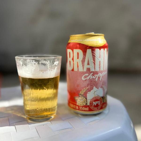 Casa com piscina, chuveirão e churrasqueira perto do Aeroporto