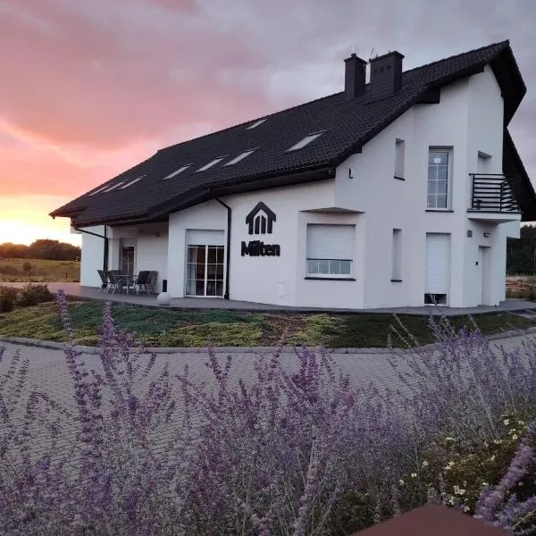 Milten Pniów, hotel em Pniów