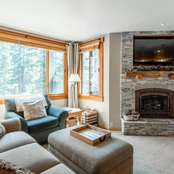 Northstar - Ski View Condo、トラッキーのホテル