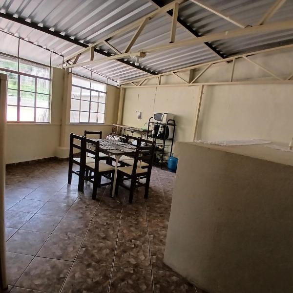 Excelente casa no centro com 3 quartos - Foto 4