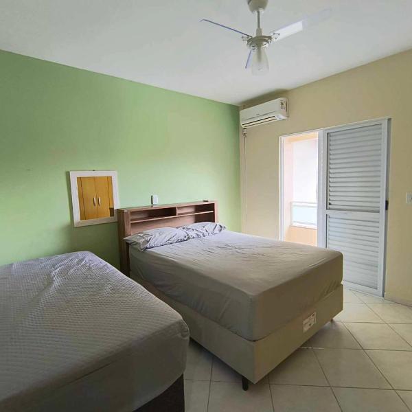 Casa espaçosa 3 dorms no Centro de Bombinhas - Foto 2