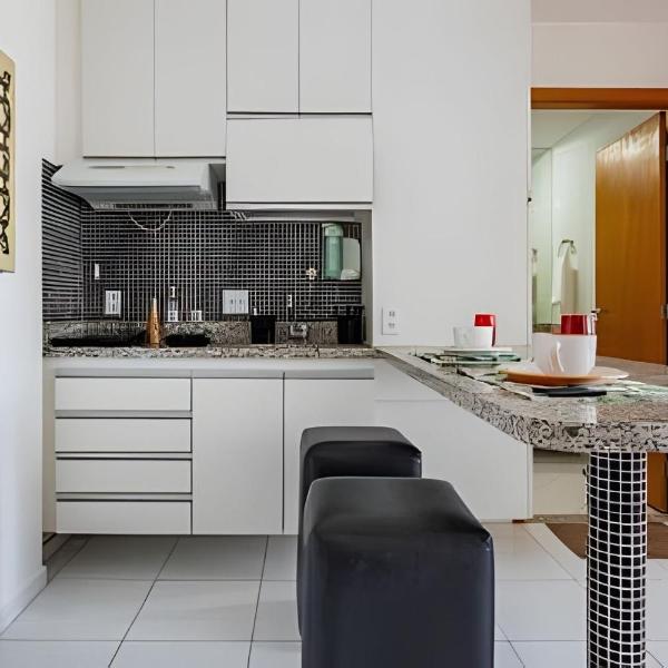 Premier Residence 215 - Bloco 4 - Beira Lago - Piscina Aquecida, Sauna, Academia, Garagem, Restaurantes, 7 min da Esplanada - By Hospede Fácil - Foto 5