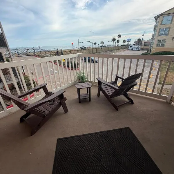 Ocean & Pool Views- Cruise Parking-2 Pools- HotTub - GYM - Shoreline Stays 6101、ガルベストンのホテル