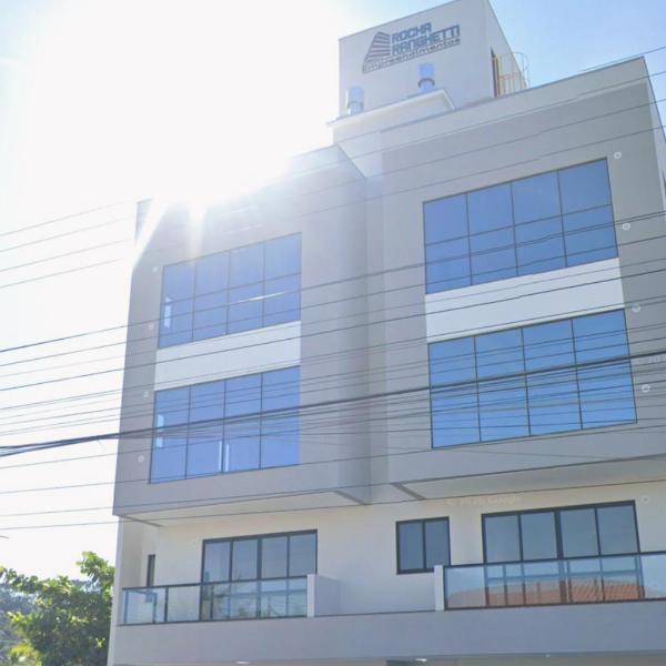Apartamento espaçoso com ar condicionado - Foto 3