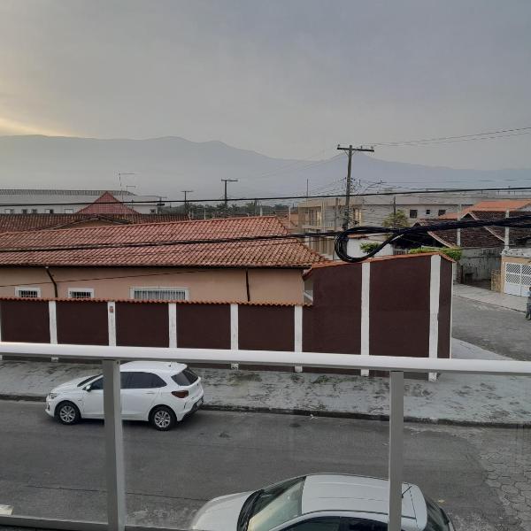 Casa com 2 suites a 400 mts do mar sobrado para temporada
