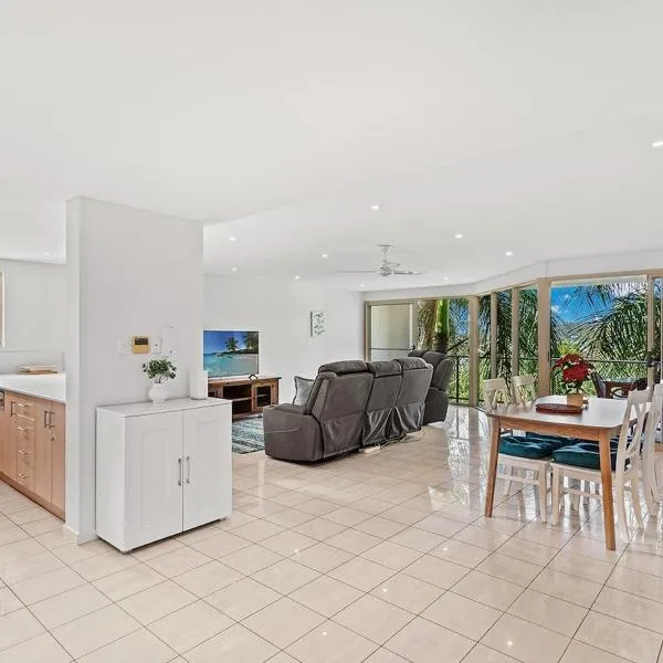 The Crabpot, hotel i Airlie Beach