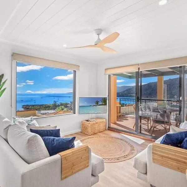 Aquarelle, hotel i Airlie Beach